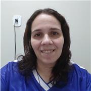 Dou reforço escolar para crianças, jovens e adultos, além de trabalhar a mentoria educacional